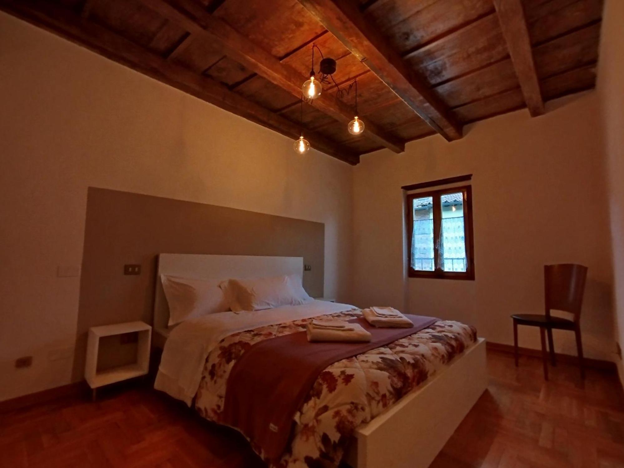 Appartamento Borgo Mezzo ปราโตแวคคิโอ ภายนอก รูปภาพ